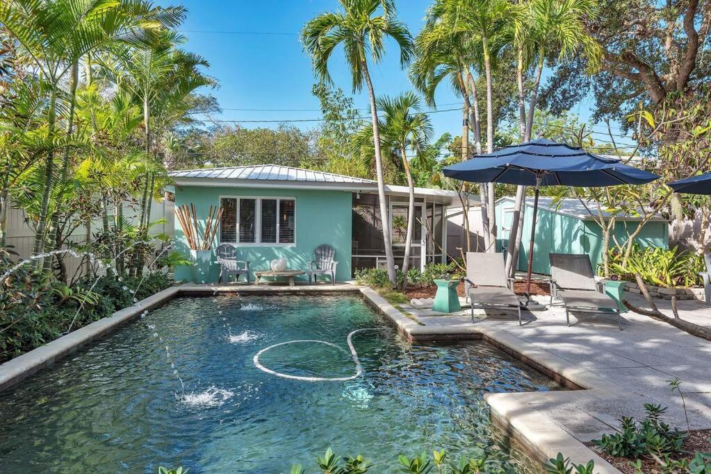 Charming Studio W Pool One Mile To Beach Pets Welcome Lake Worth Beach Eksteriør bilde